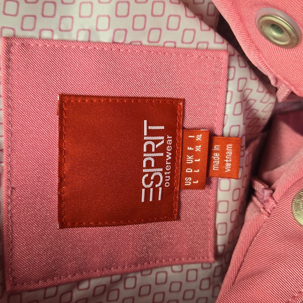 Esprit Large Jacket - Picture 4 of 5